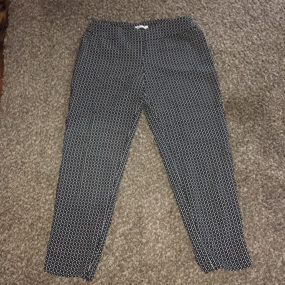 Ankle pants, dressy.